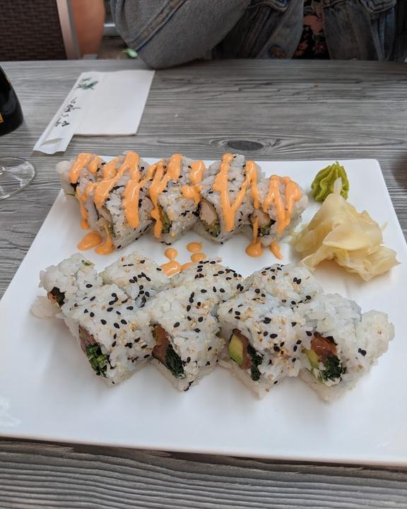 Best Friends Sushi